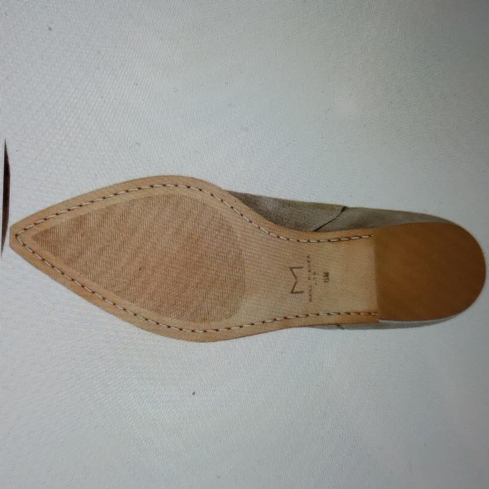 EUC Marc Fisher Yale Chelsea Boot size 8 M - Picture 12 of 16